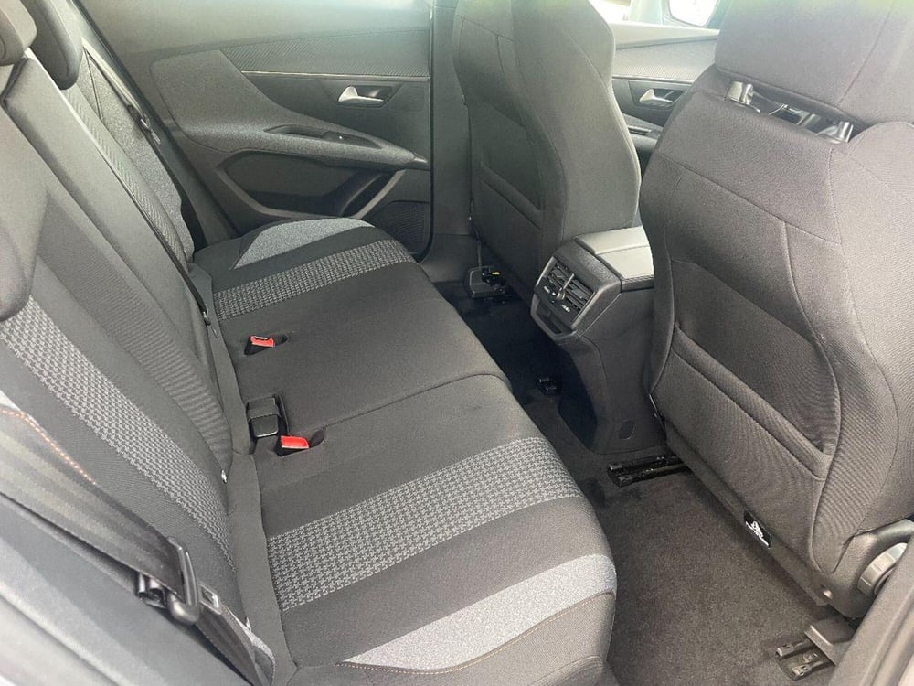 Peugeot 3008 usata a Lecce (19)