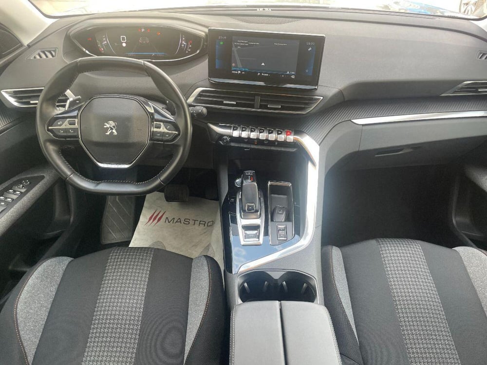 Peugeot 3008 usata a Lecce (20)