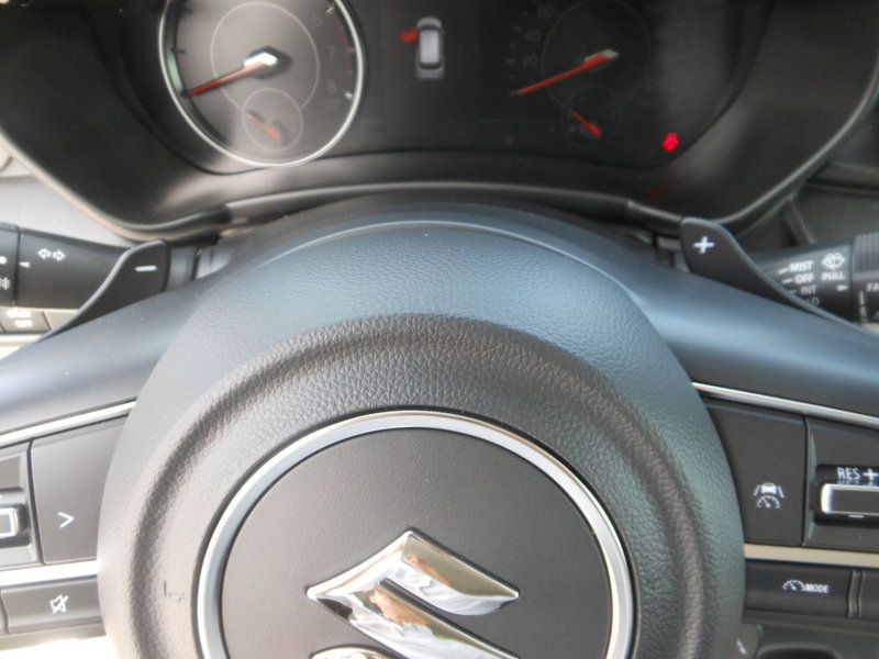 Suzuki Swift nuova a L'Aquila (6)