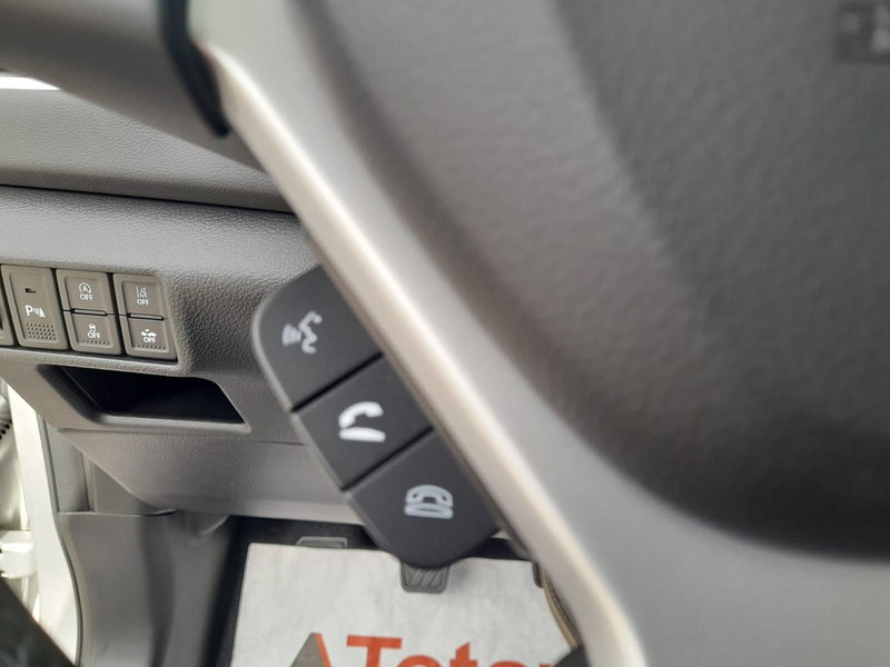 Suzuki S-Cross nuova a L'Aquila (12)