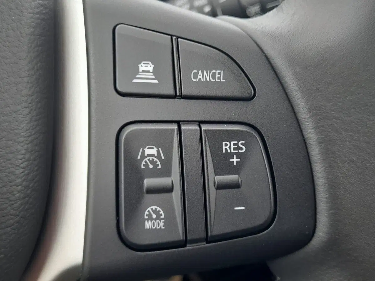 Suzuki S-Cross nuova a L'Aquila (17)