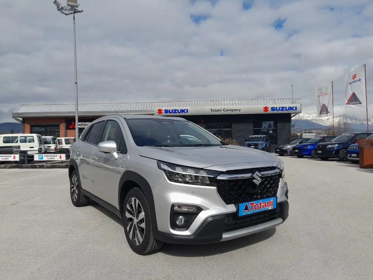 Suzuki S-Cross nuova a L'Aquila (7)