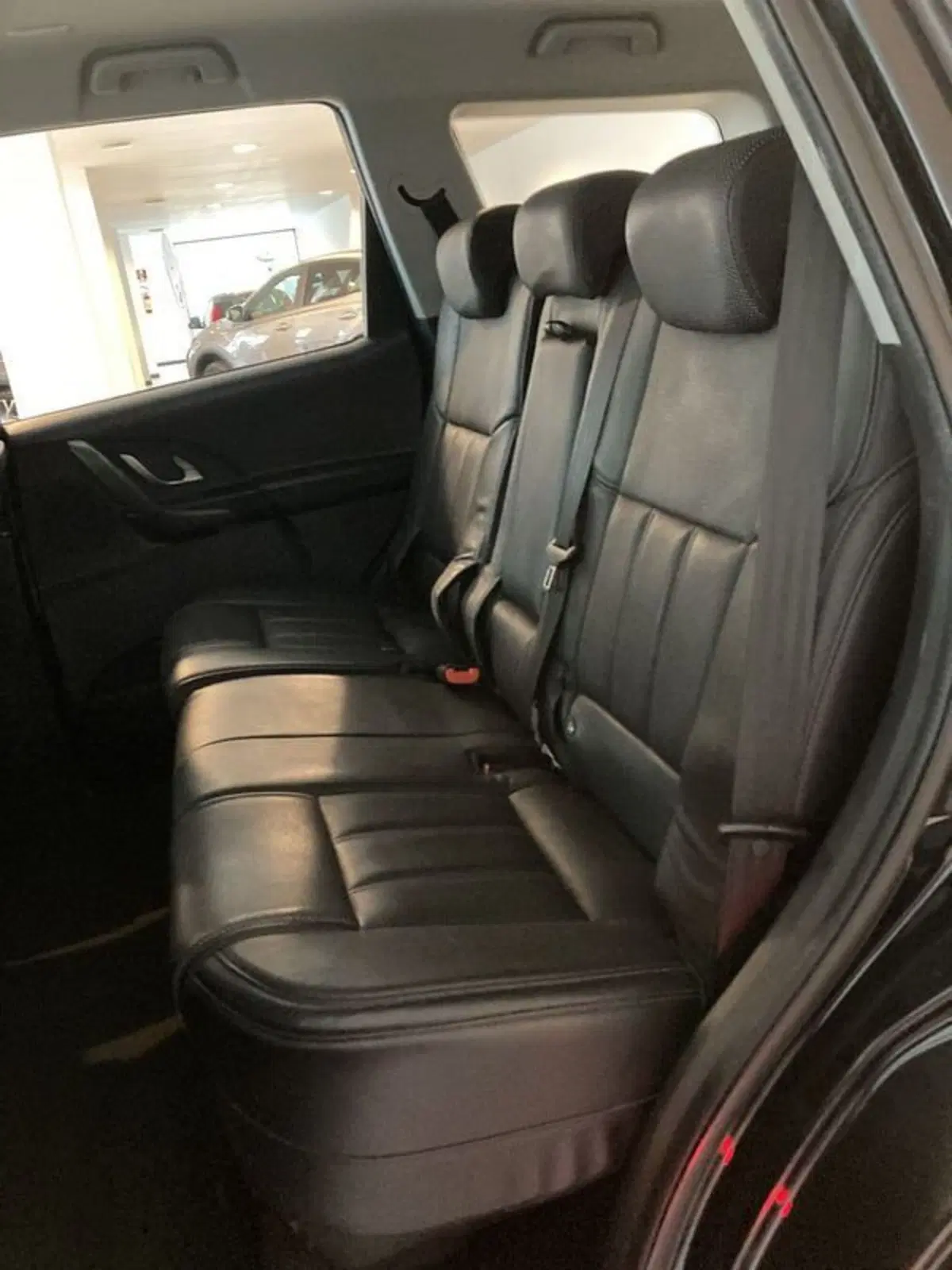 Mahindra XUV500 usata a Barletta-Andria-Trani (7)