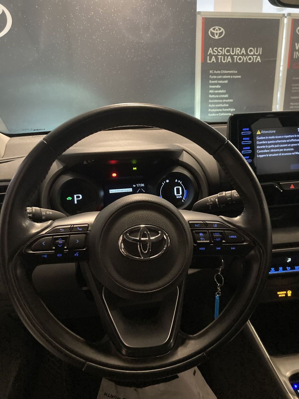 Toyota Yaris usata a Barletta-Andria-Trani (11)