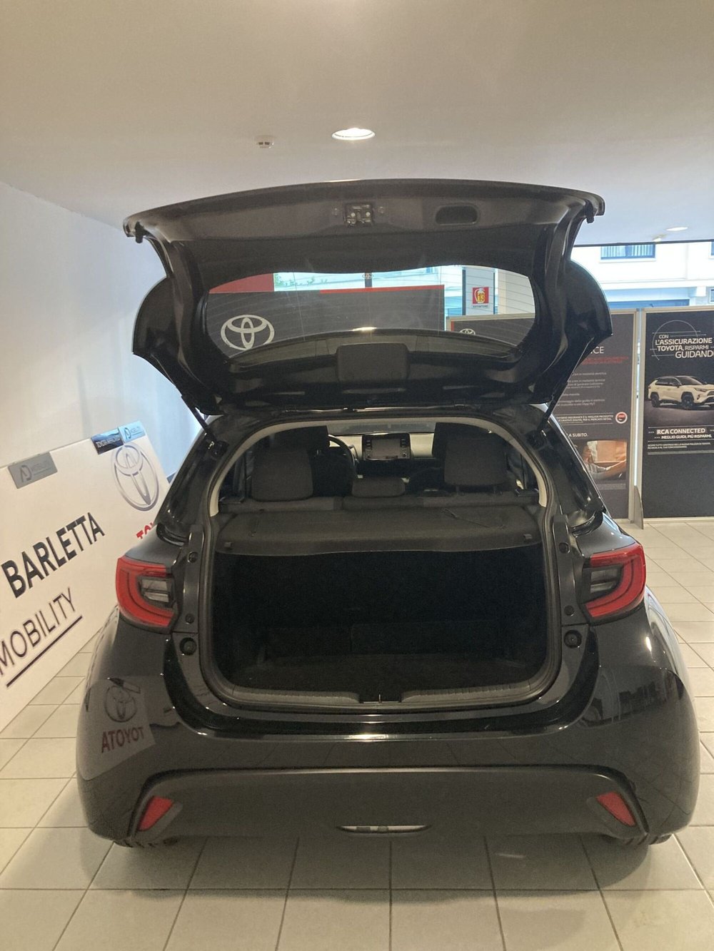 Toyota Yaris usata a Barletta-Andria-Trani (6)