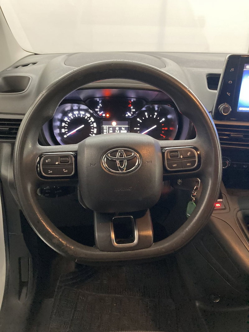 Toyota Proace City Furgone usata a Barletta-Andria-Trani (15)