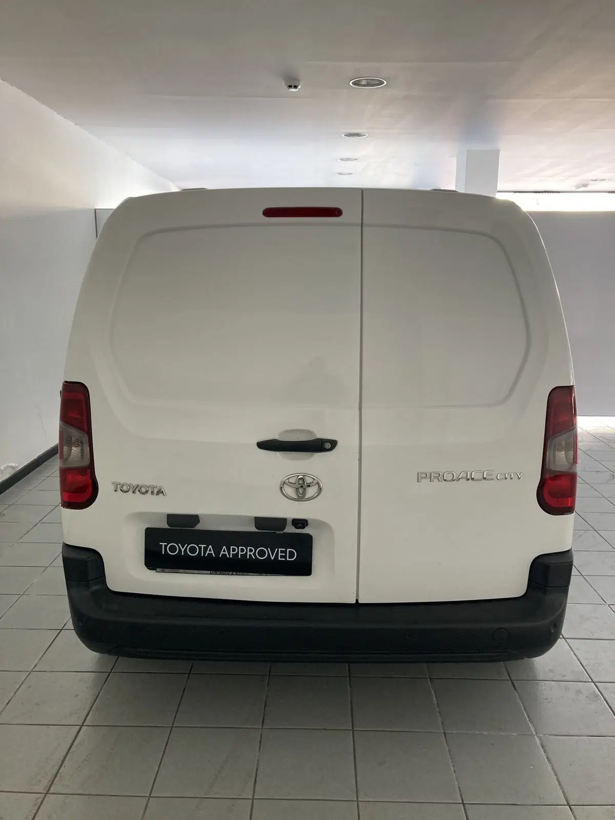Toyota Proace City Furgone usata a Barletta-Andria-Trani (7)