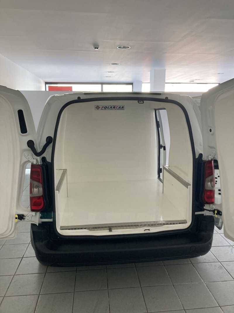 Toyota Proace City Furgone usata a Barletta-Andria-Trani (9)