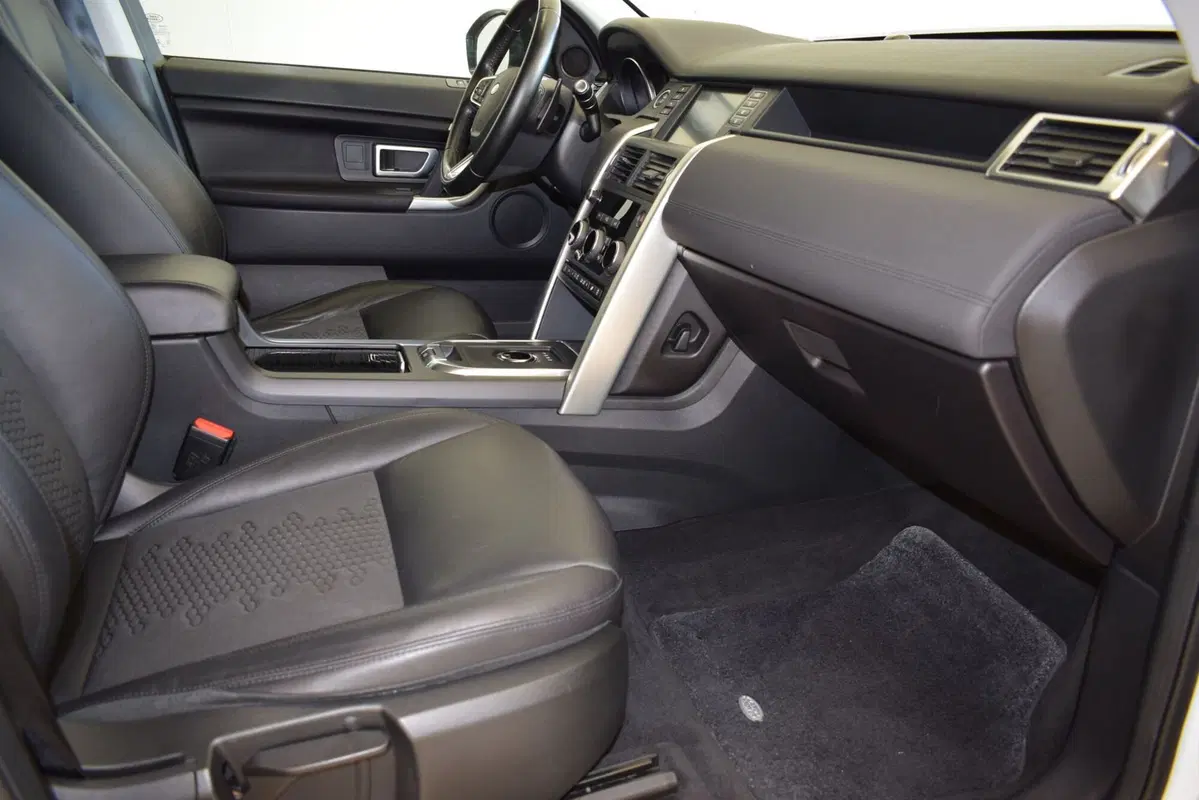 Land Rover Discovery Sport usata a Cuneo (3)