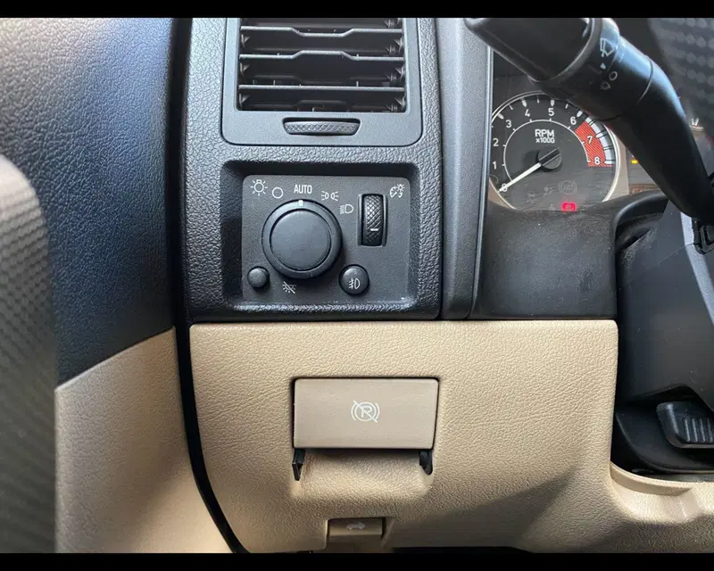 Hummer H3 usata a Torino (14)