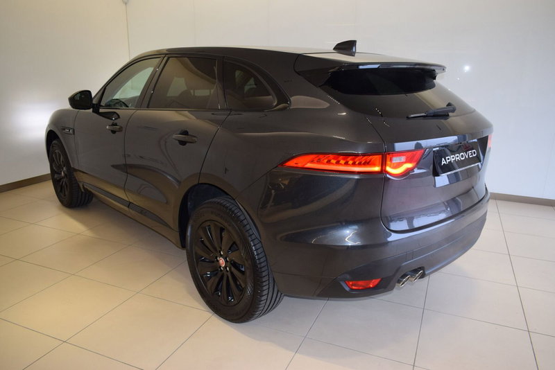 Jaguar F-Pace usata a Cuneo (2)