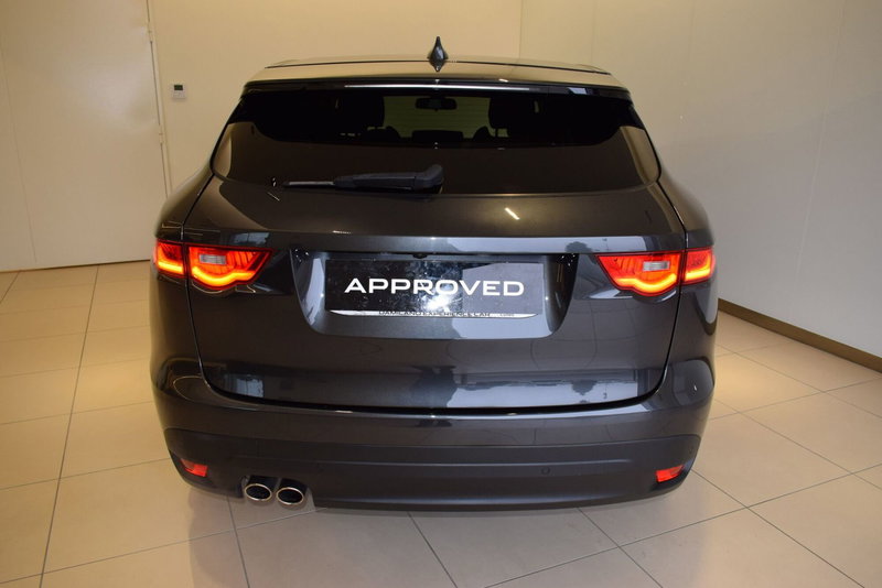 Jaguar F-Pace usata a Cuneo (7)