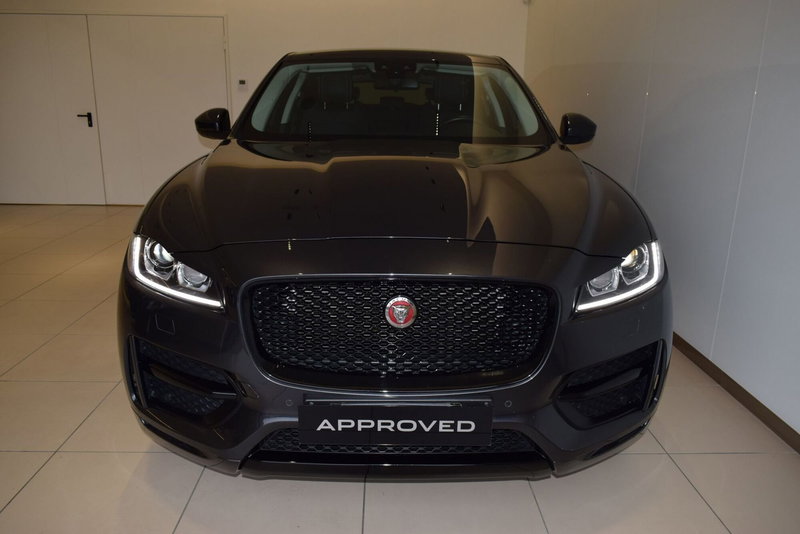 Jaguar F-Pace usata a Cuneo (8)