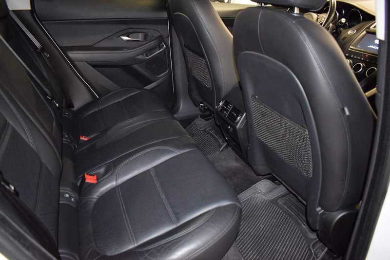 Jaguar E-Pace usata a Cuneo (5)