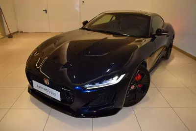 Jaguar F-Type Coup&eacute; 2.0 aut. Coup&eacute; R-Dynamic Black del 2020 usata a Cuneo