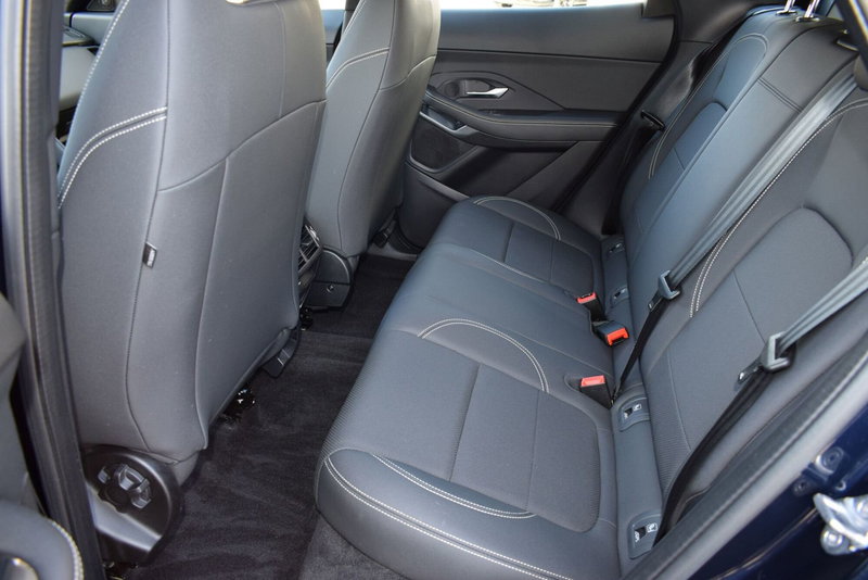 Jaguar E-Pace usata a Cuneo (5)