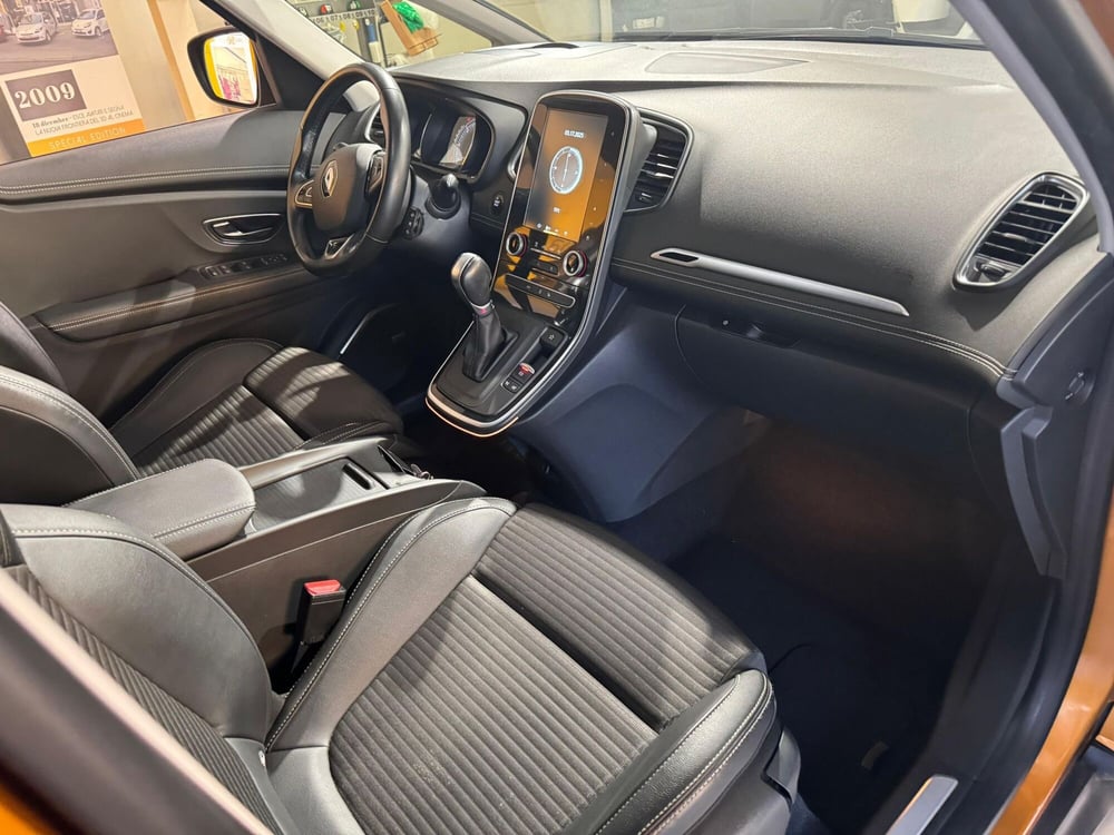 Renault Scénic usata a Milano (14)