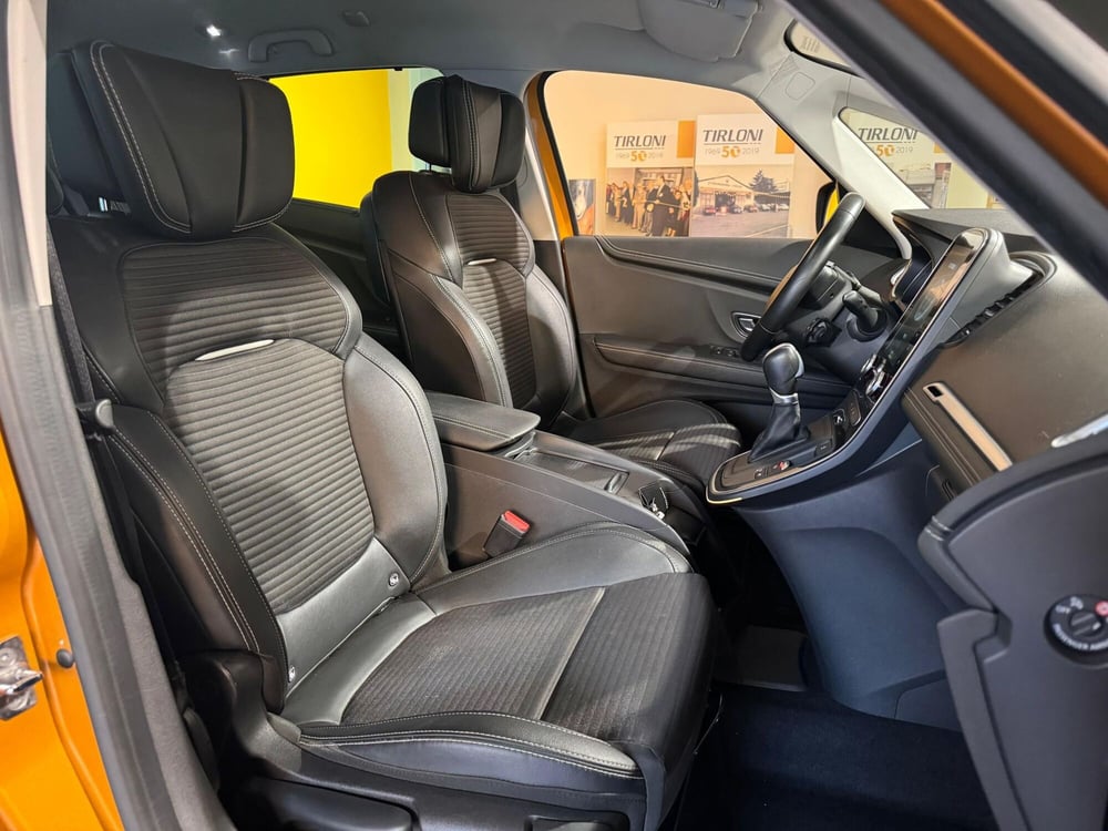 Renault Scénic usata a Milano (15)