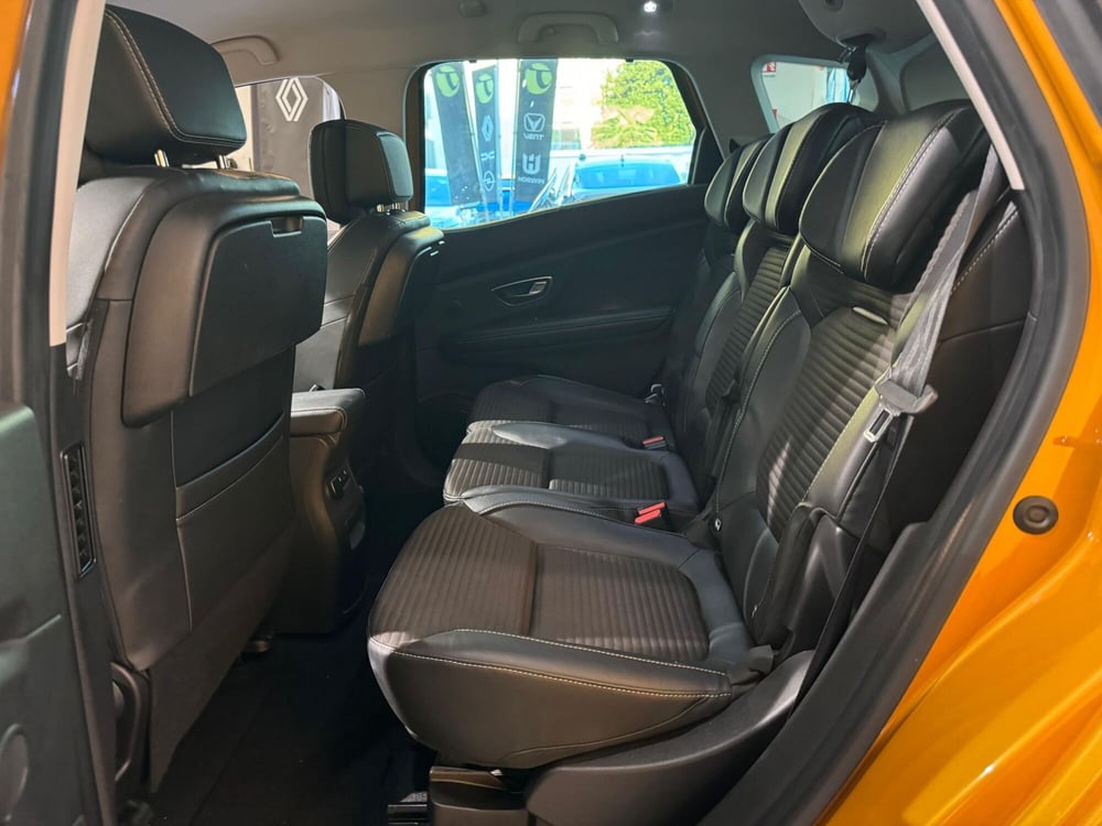 Renault Scénic usata a Milano (17)