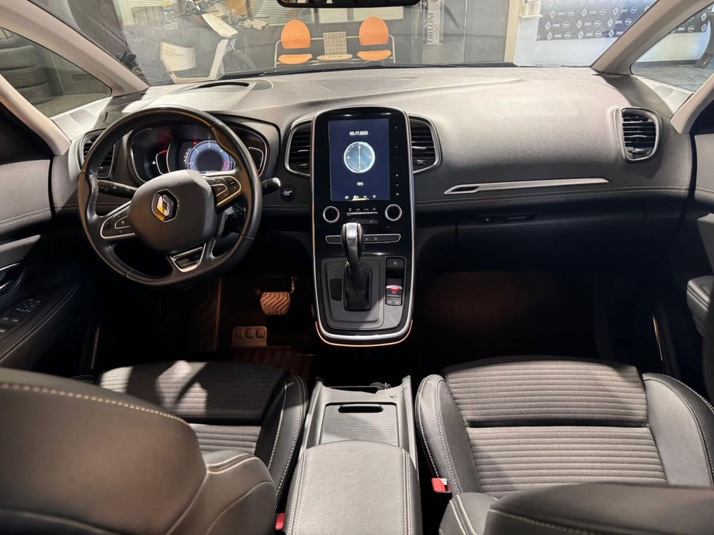 Renault Scénic usata a Milano (18)