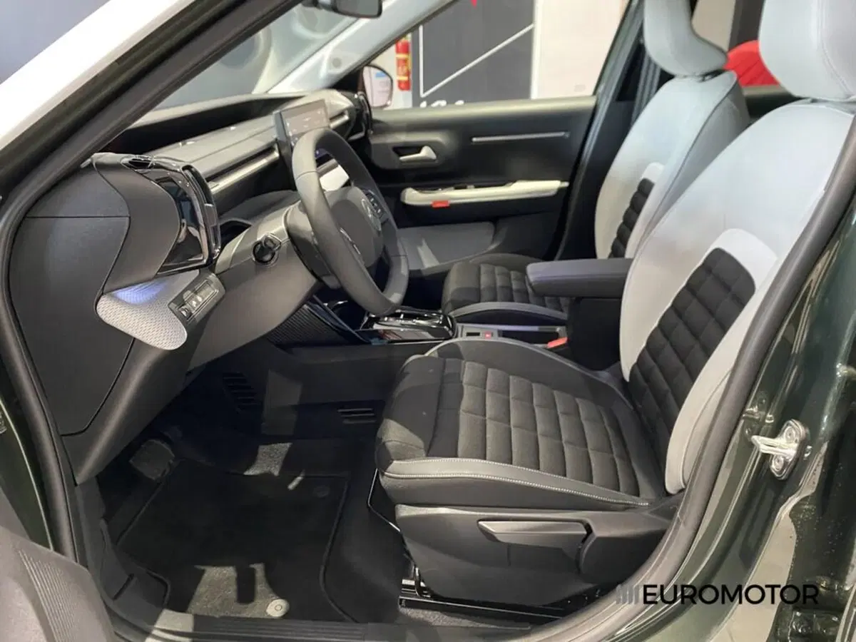 Citroen C3 Aircross nuova a Bari (15)