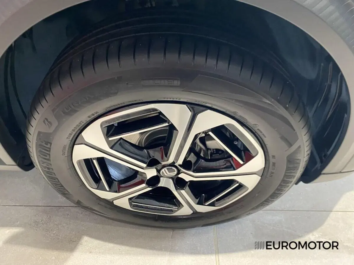 Citroen C3 Aircross nuova a Bari (5)