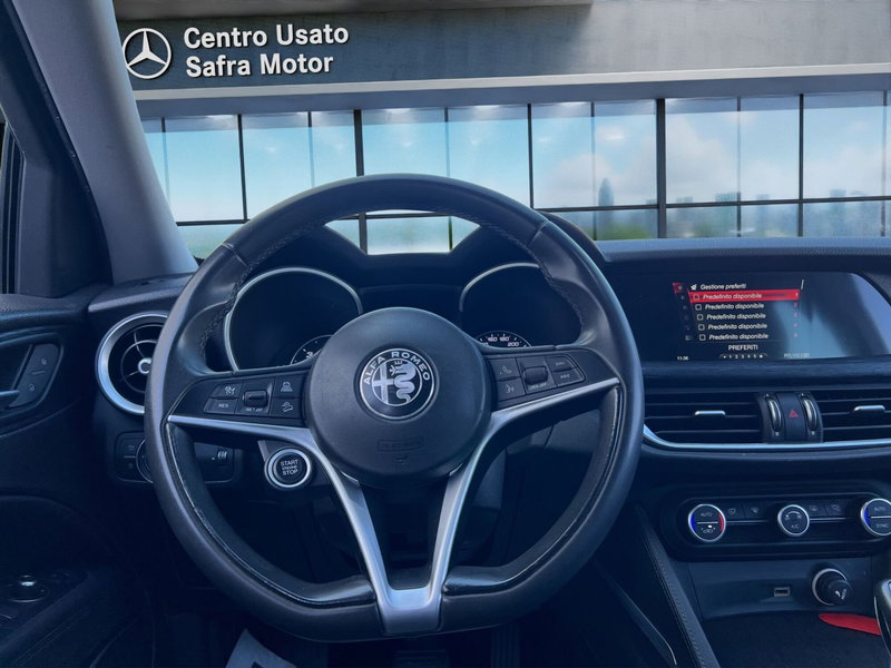 Alfa Romeo Stelvio usata a Cosenza (10)