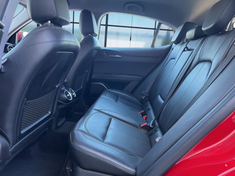 Alfa Romeo Stelvio usata a Cosenza (13)