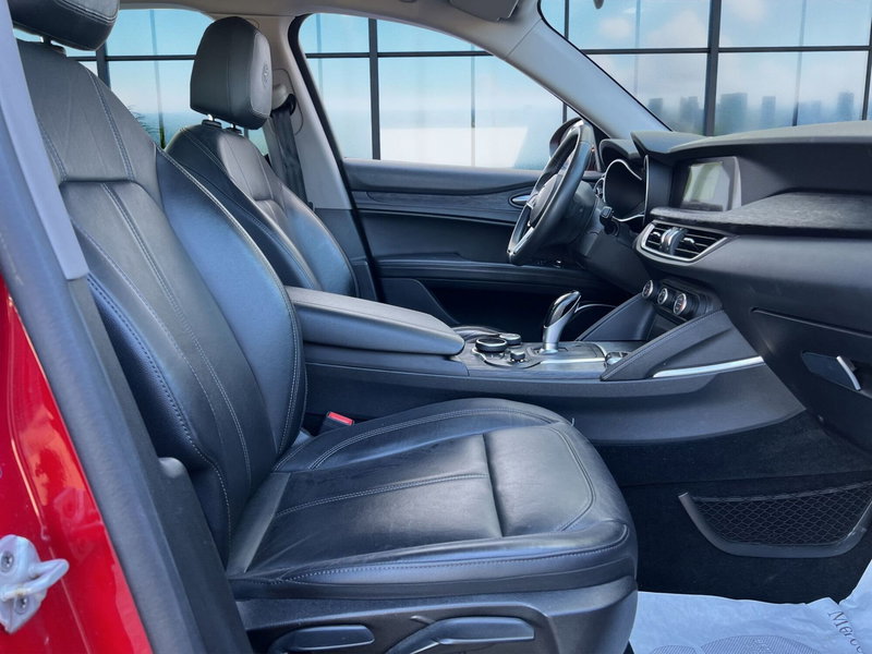 Alfa Romeo Stelvio usata a Cosenza (18)