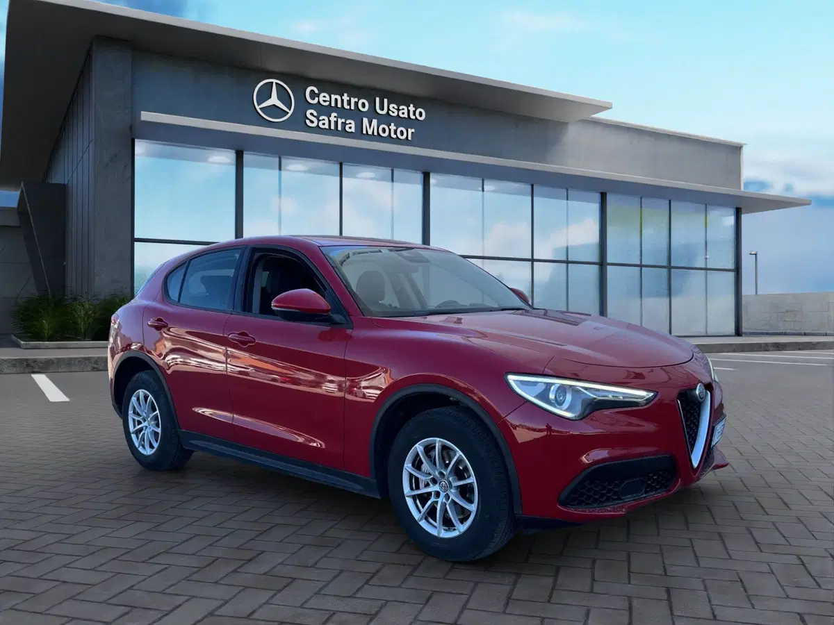 Alfa Romeo Stelvio usata a Cosenza (8)