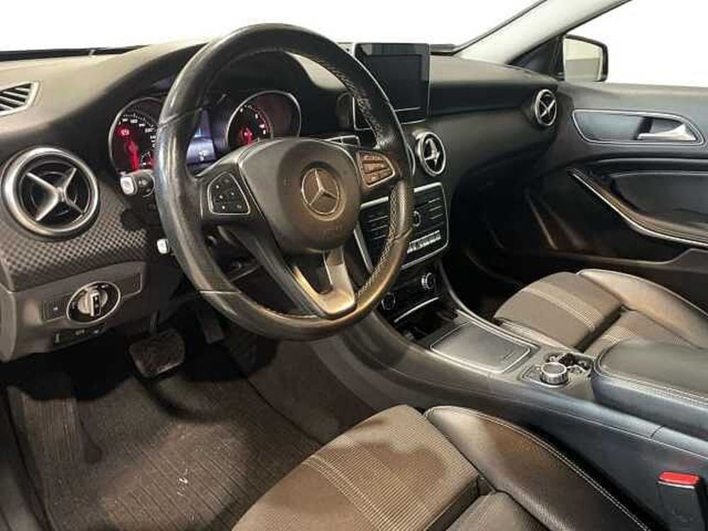 Mercedes-Benz Classe A usata a Salerno (9)