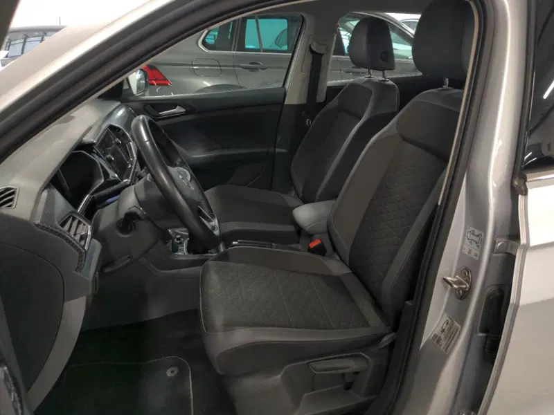 Volkswagen T-Cross usata a Genova (10)