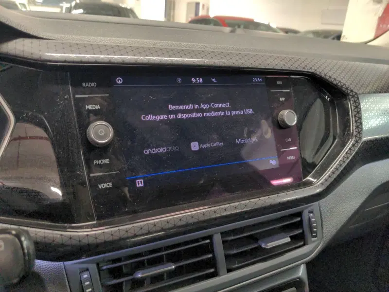 Volkswagen T-Cross usata a Genova (14)