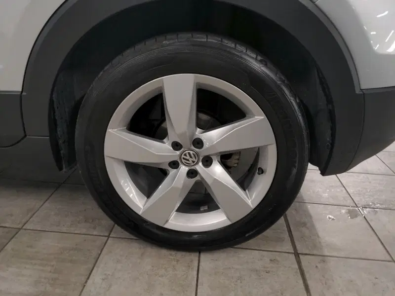Volkswagen T-Cross usata a Genova (8)