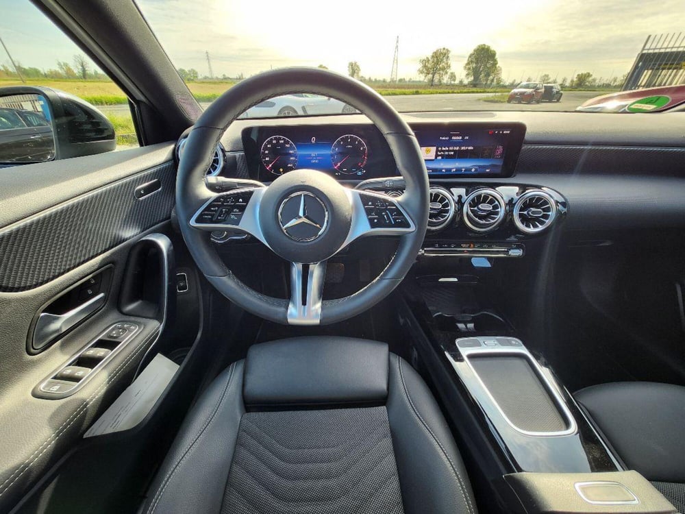 Mercedes-Benz Classe A Sedan usata a Milano (12)