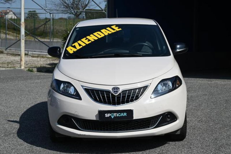 Lancia Ypsilon usata a Torino (2)