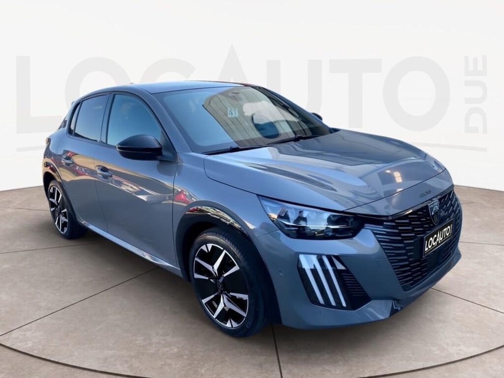 Peugeot 208 nuova a Torino (3)