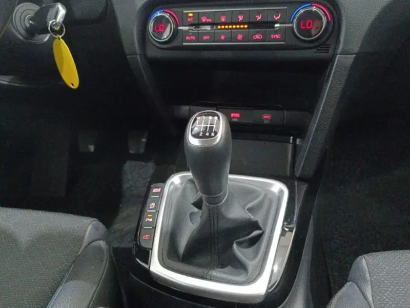 Kia XCeed usata a Catania (8)