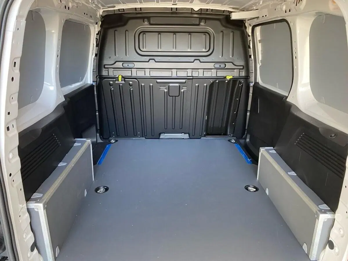 Citroen Berlingo Furgone nuova a Torino (8)