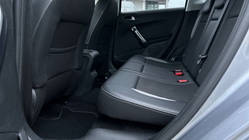Peugeot 2008 usata a Parma (11)
