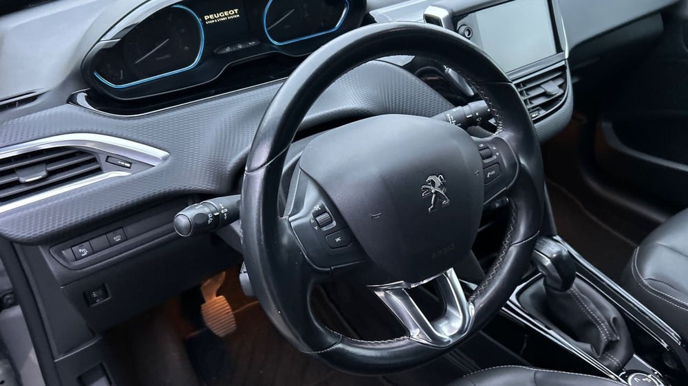 Peugeot 2008 usata a Parma (7)