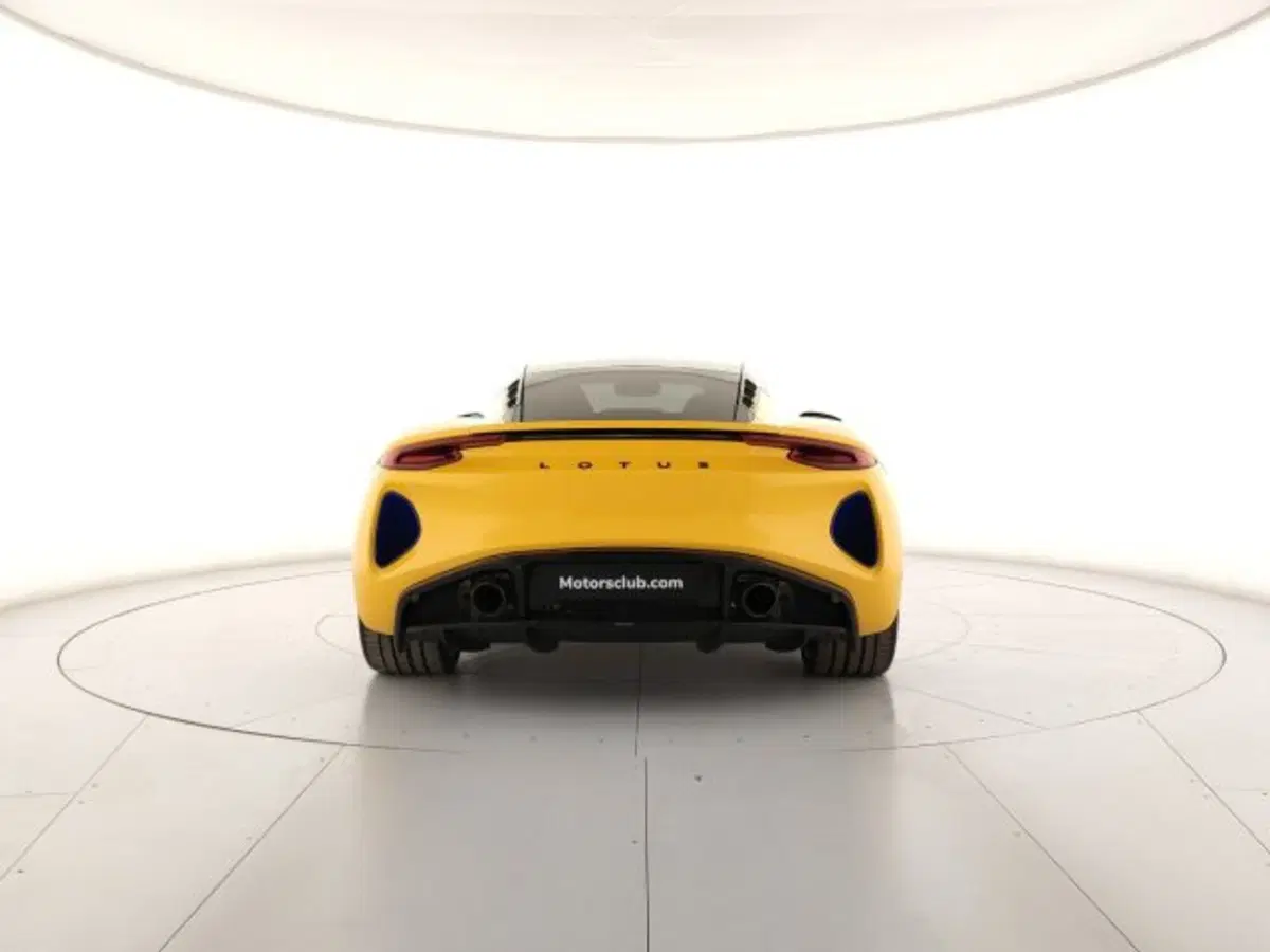 Lotus Emira usata a Modena (3)