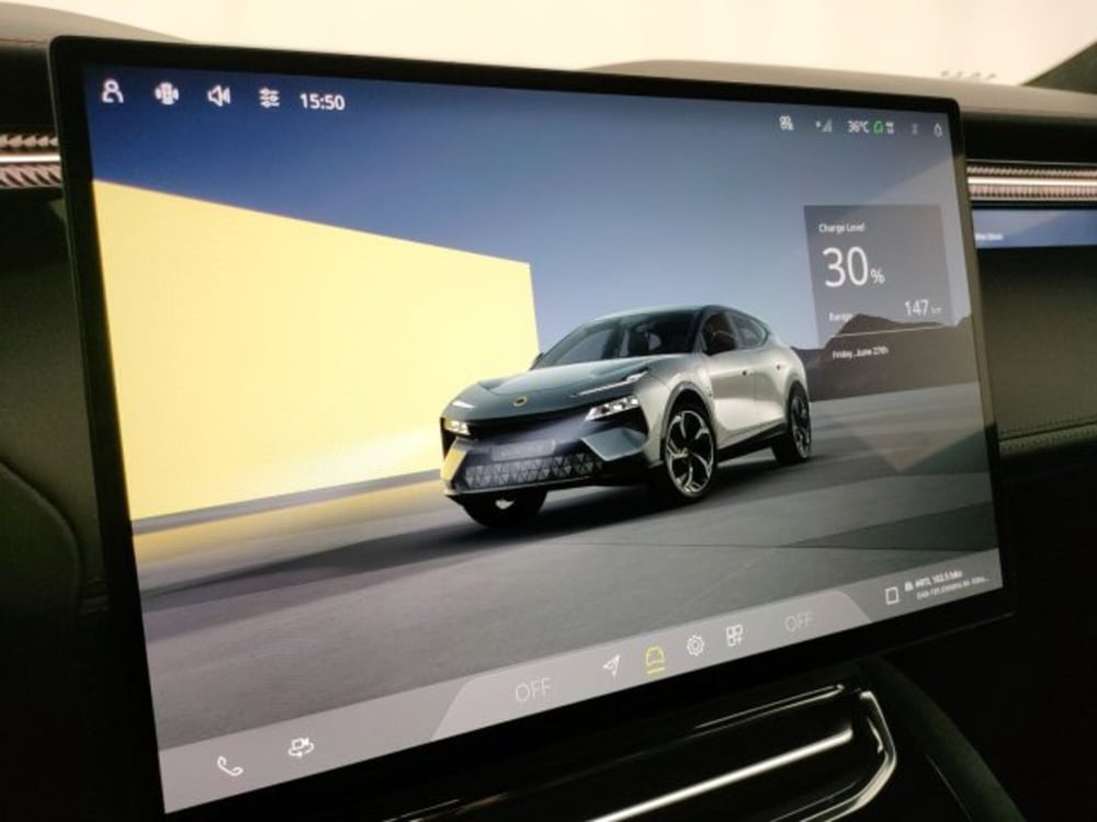 Lotus Eletre nuova a Modena (20)