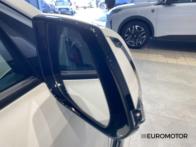 Kia Niro nuova a Bari (7)