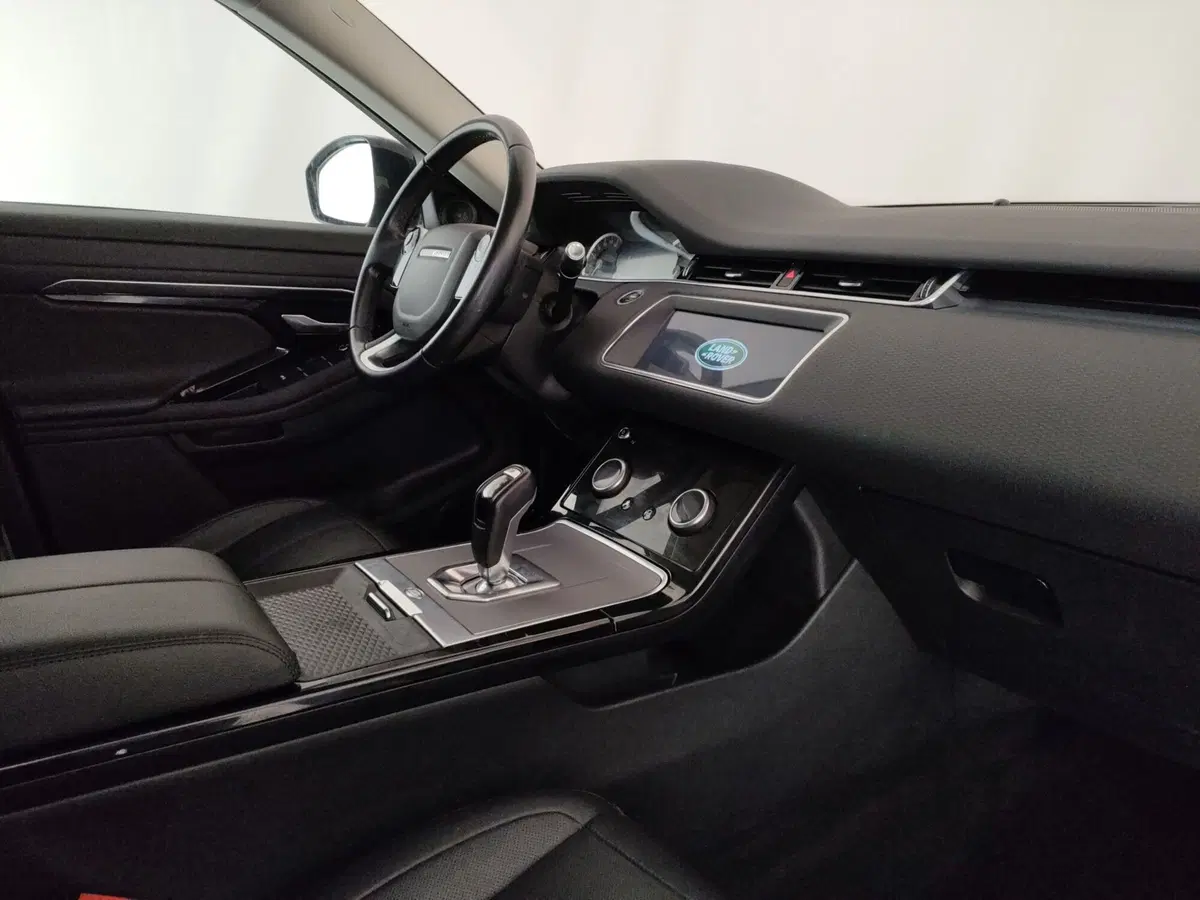 Land Rover Range Rover Evoque usata a Roma (10)