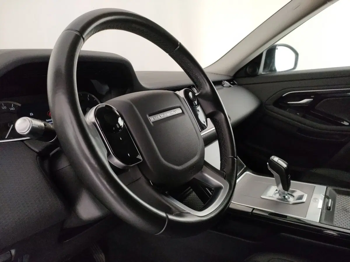 Land Rover Range Rover Evoque usata a Roma (12)