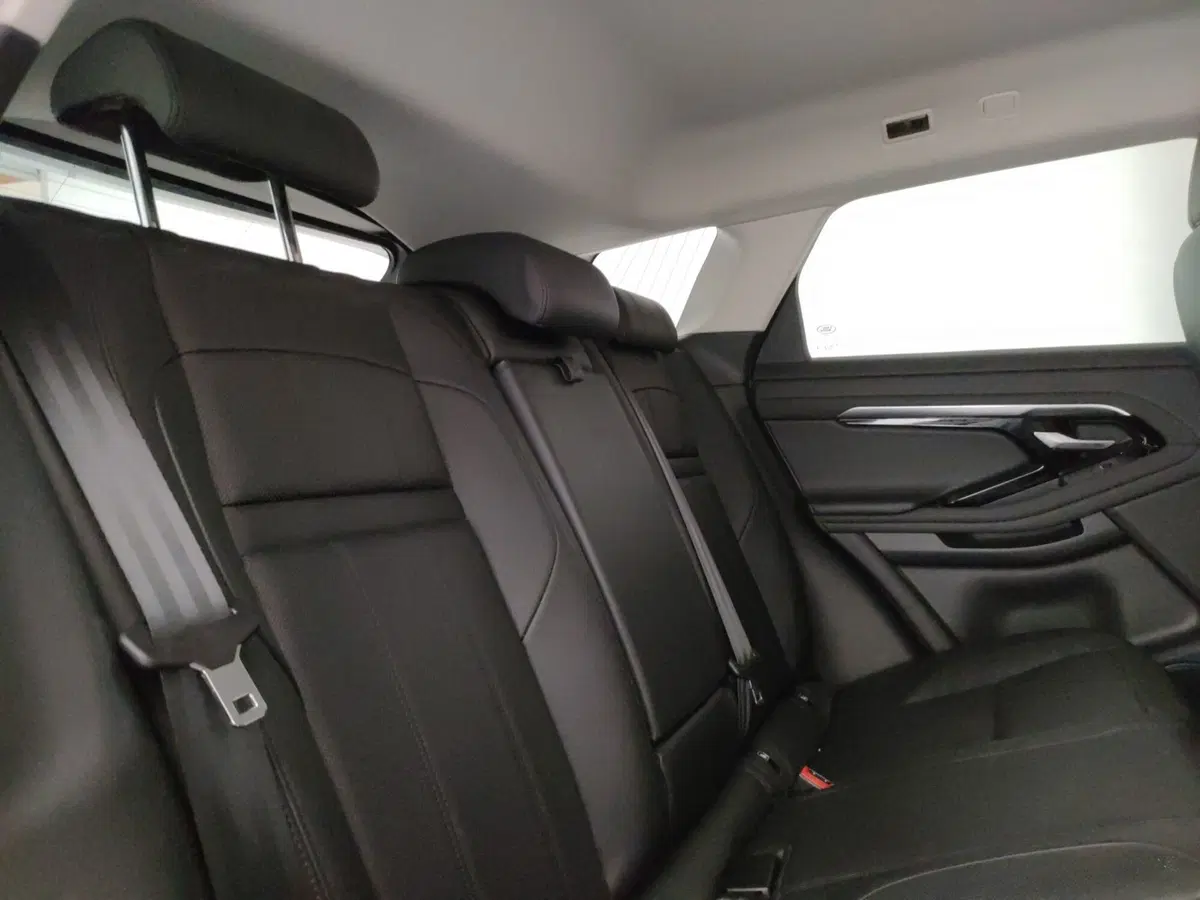 Land Rover Range Rover Evoque usata a Roma (5)