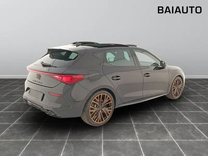 Cupra Leon nuova a Reggio Emilia (2)