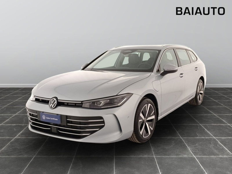 Volkswagen Passat nuova a Reggio Emilia