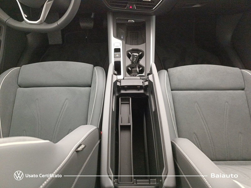 Volkswagen Passat nuova a Reggio Emilia (10)